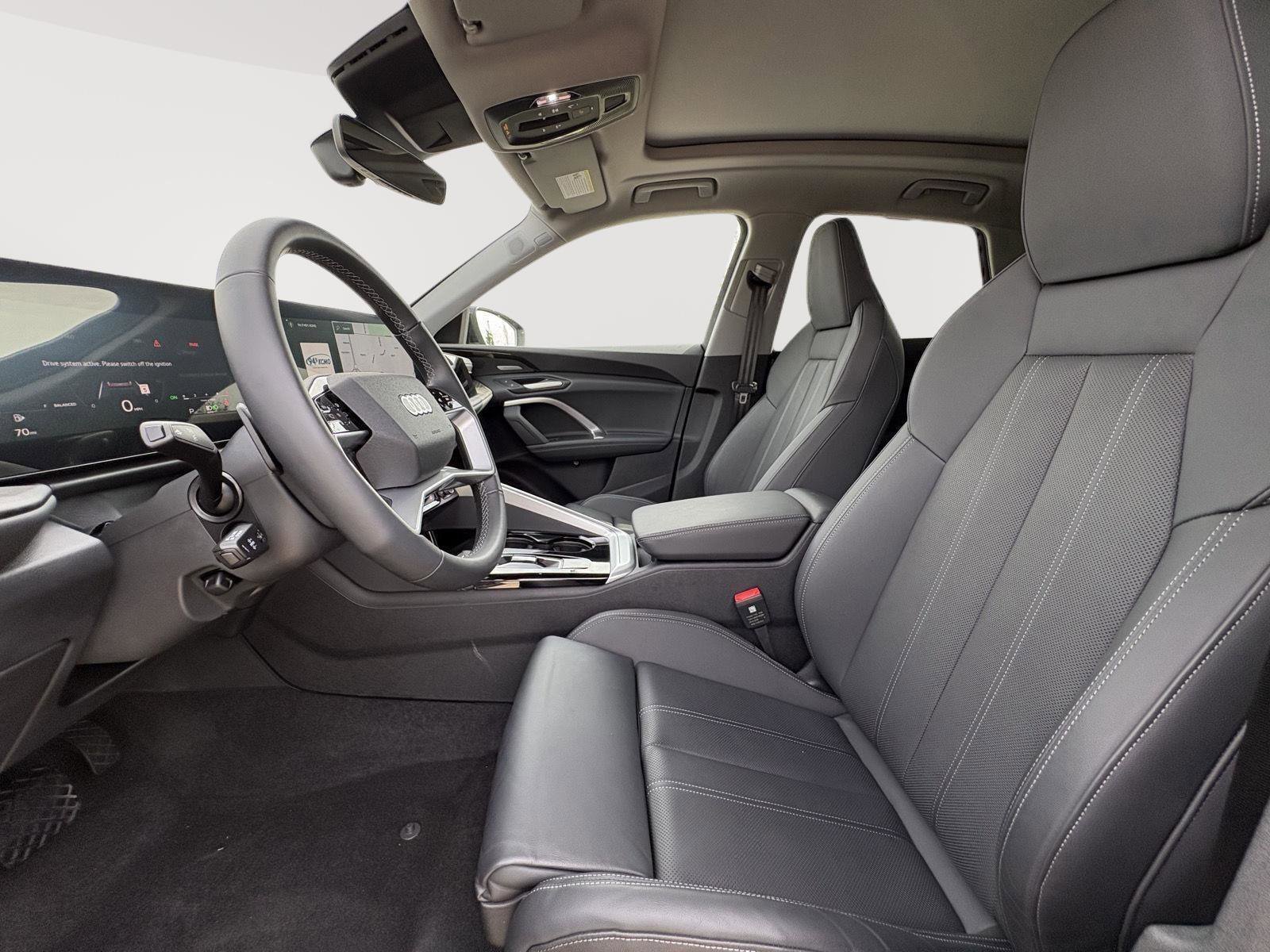 Used 2025 Audi Q5 Premium Plus w/ Premium Plus image 10