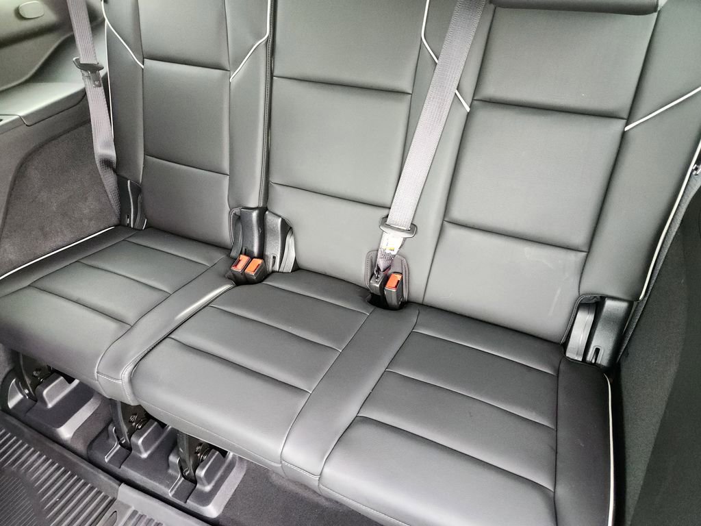 Certified 2021 Cadillac Escalade Premium Luxury image 32