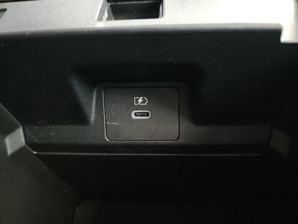 Used 2025 Mitsubishi Outlander SEL AWD/4WD image 36