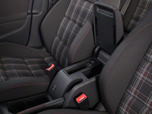 Used 2013 Volkswagen GTI 4-Door image 16