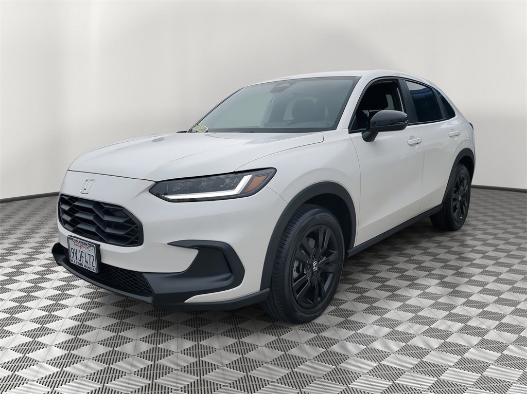 Certified 2026 Honda HR-V Sport image 3