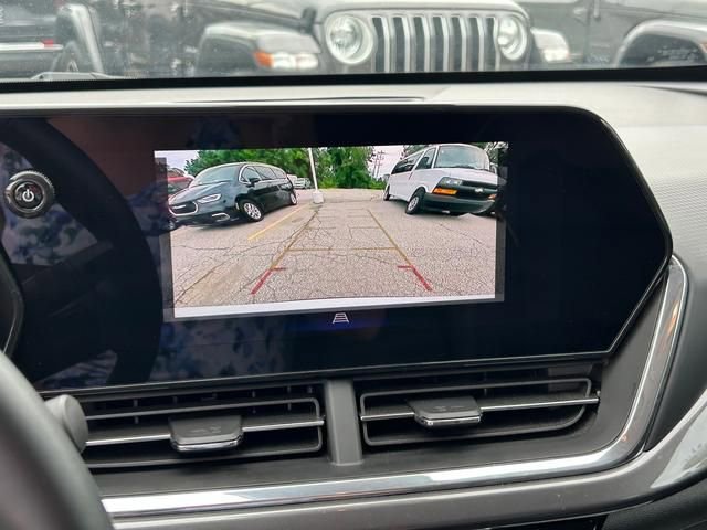 Used 2024 Chevrolet Trax ACTIV w/ Driver Confidence Package image 18