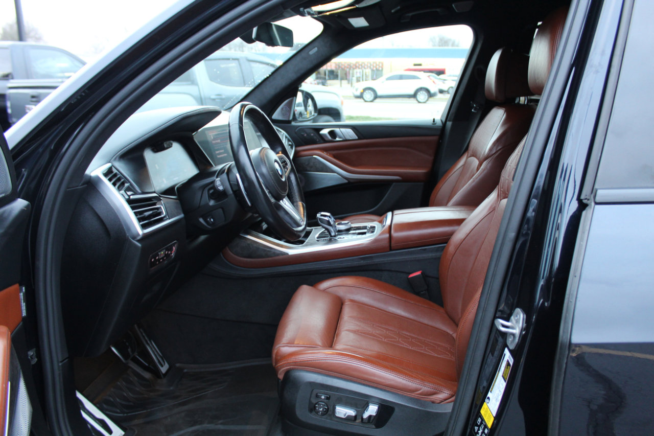 Used 2019 BMW X7 xDrive50i w/ Dynamic Handling Package image 9