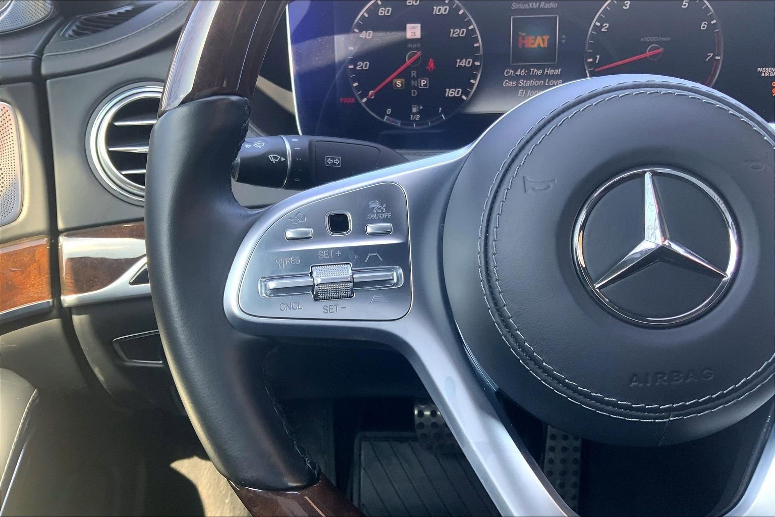 Used 2018 Mercedes-Benz S 560 4MATIC Sedan image 23