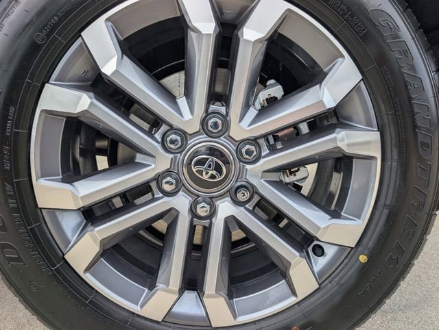 New 2026 Toyota 4Runner Limited AWD/4WD image 6