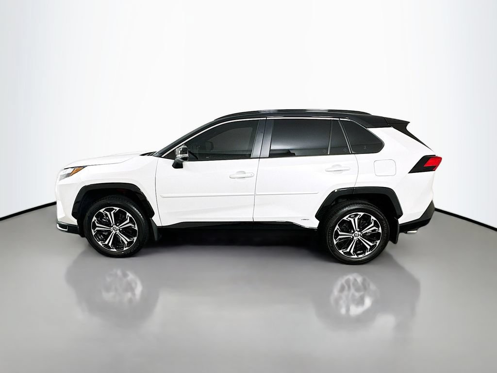 Certified 2025 Toyota RAV4 XSE AWD/4WD image 8