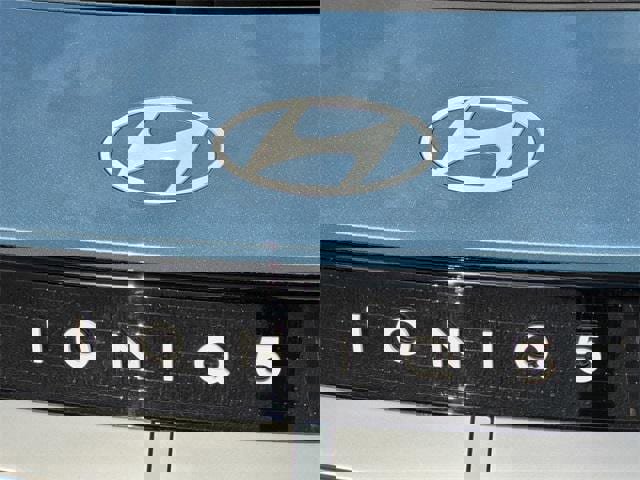 New 2026 Hyundai Ioniq 5 SEL image 24