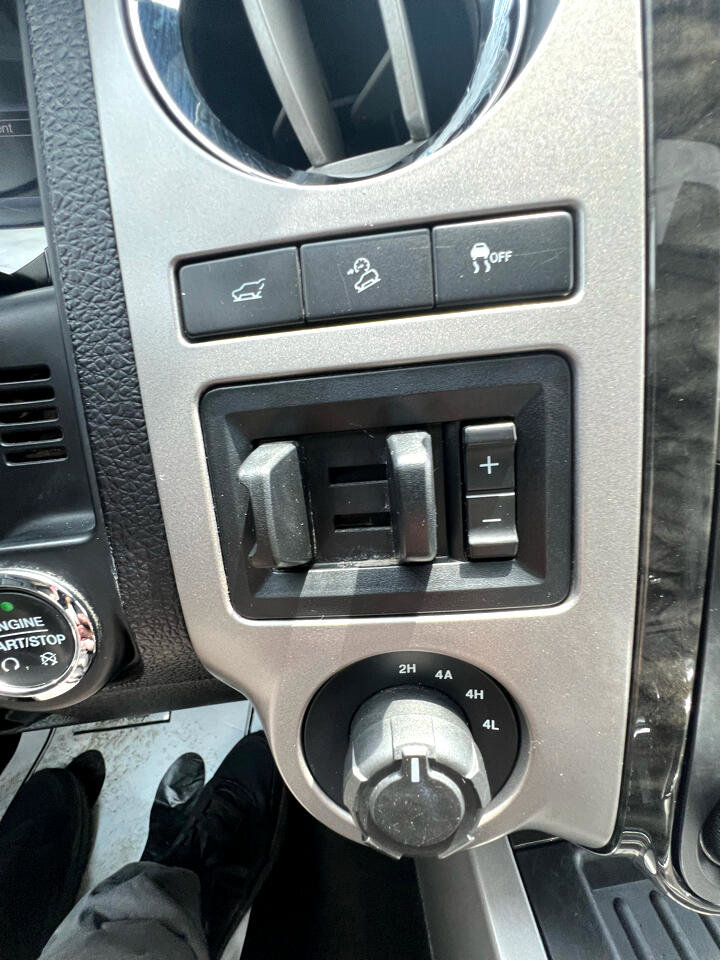 Used 2017 Ford Expedition Max Limited image 23