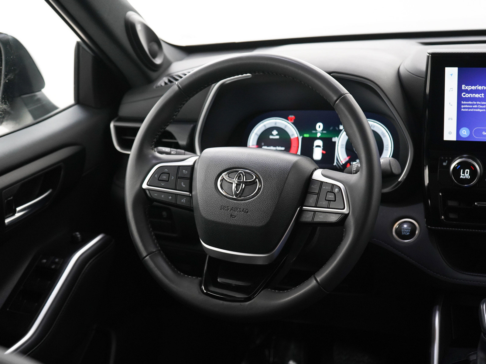 Certified 2025 Toyota Highlander XSE AWD/4WD image 15