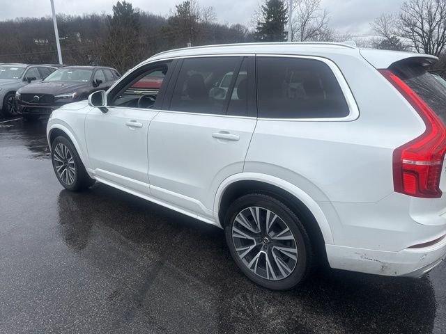 Used 2021 Volvo XC90 T6 Momentum image 4