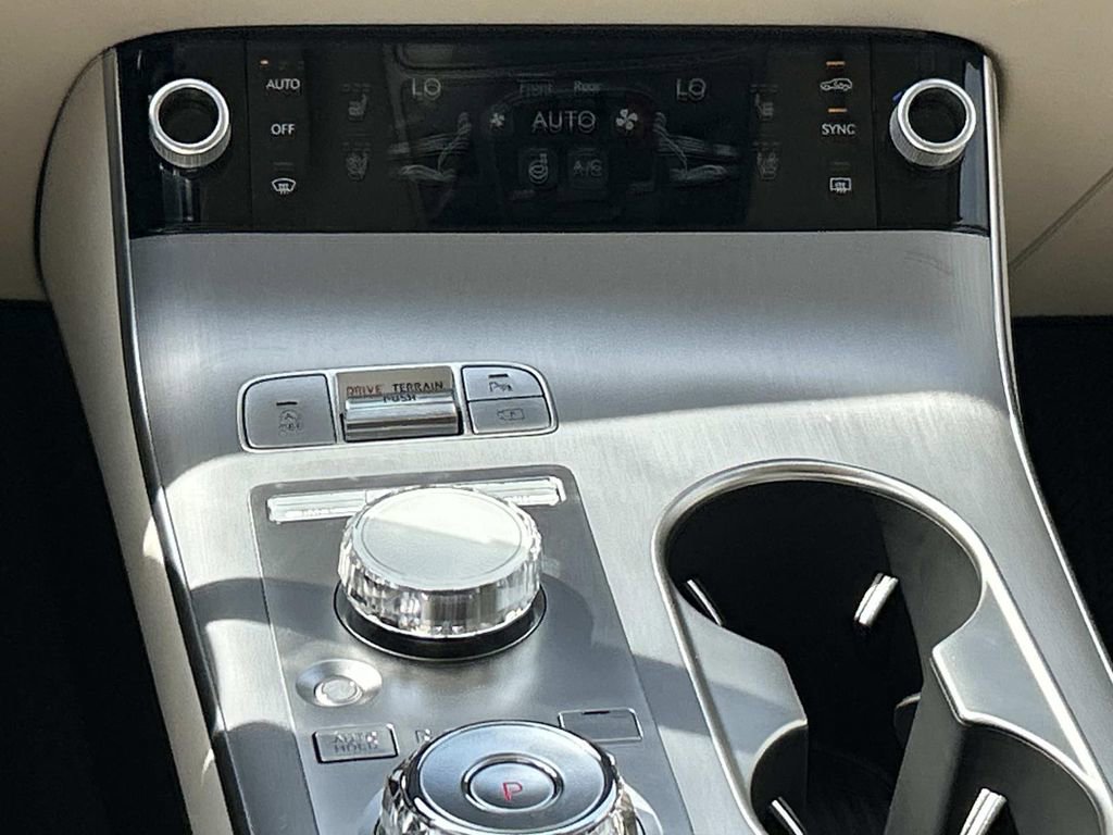 New 2026 Genesis GV70 2.5T Advanced AWD/4WD image 29