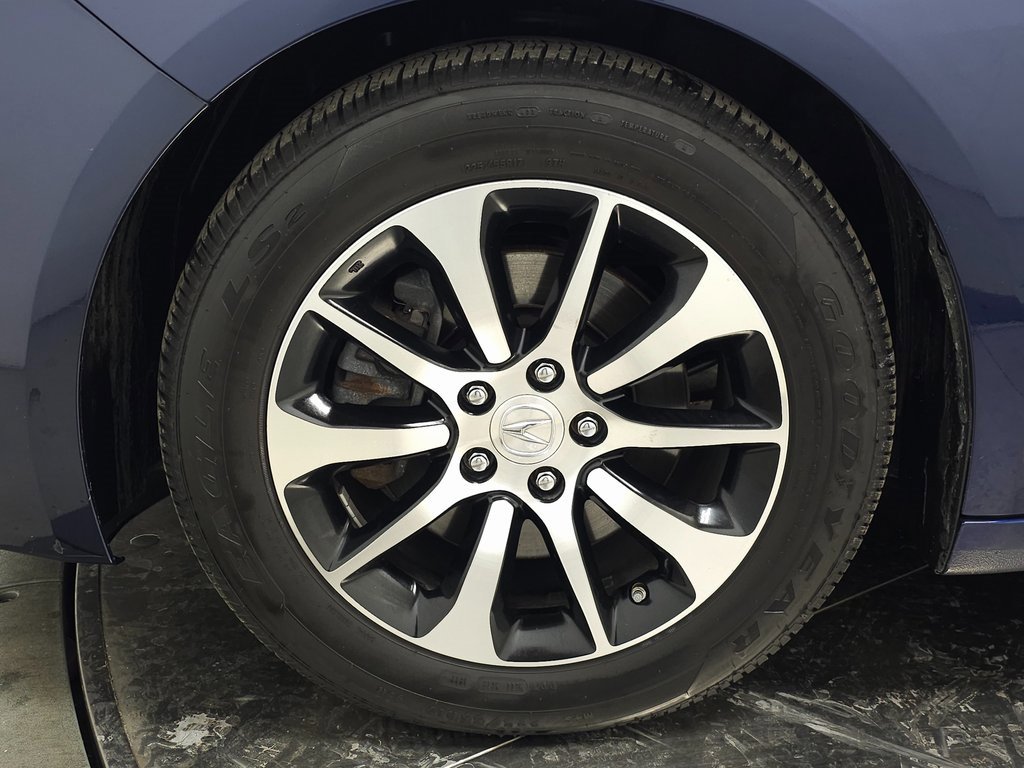 Used 2015 Acura TLX Tech image 11