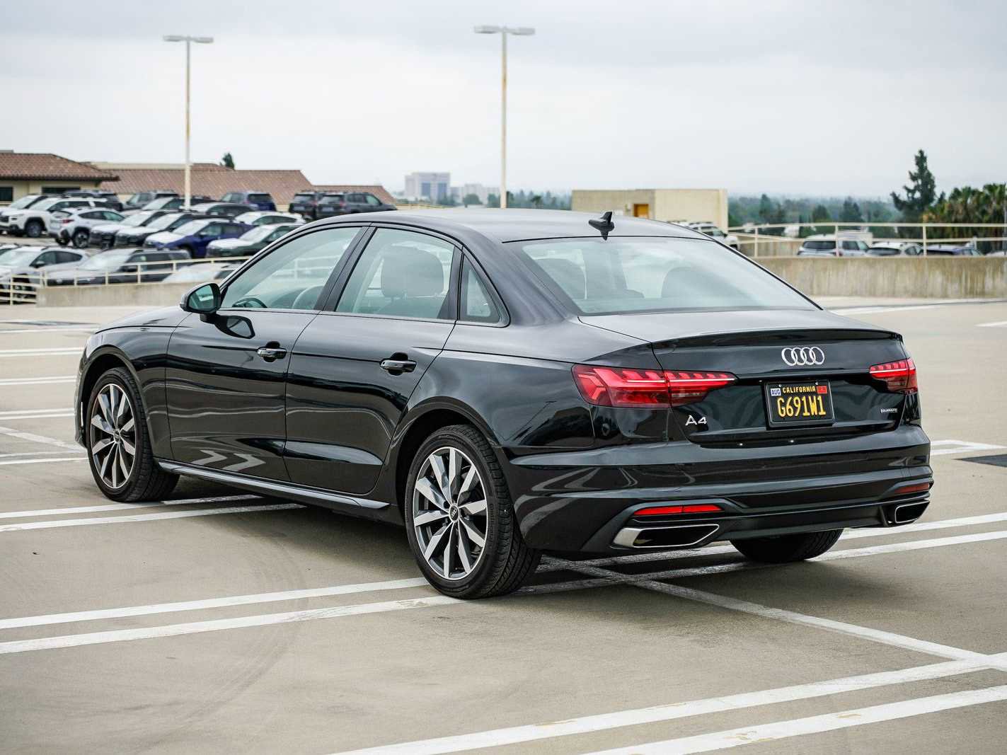 Used 2023 Audi A4 2.0T Premium Plus w/ Premium Plus Package image 2