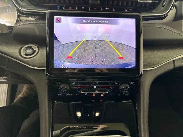 Used 2023 Jeep Grand Cherokee 4WD 4xe image 22