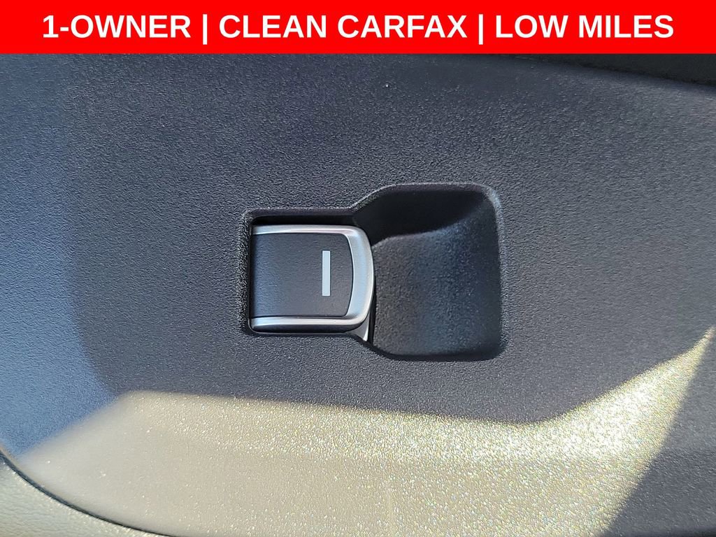 Used 2025 Honda HR-V Sport image 16