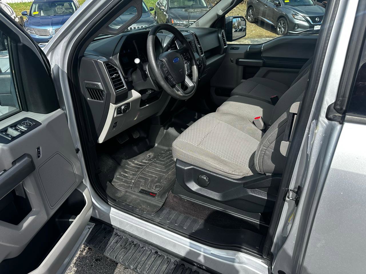 Used 2015 Ford F150 XLT w/ Trailer Tow Package AWD/4WD image 11