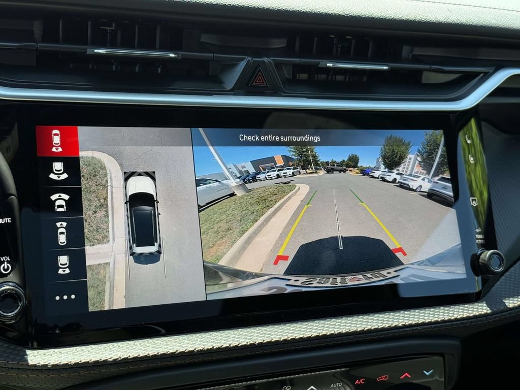New 2026 Jeep Cherokee Overland w/ Advanced Pro Tech Group AWD/4WD image 30