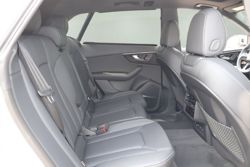 New 2026 Audi Q8 Premium Plus AWD/4WD image 16