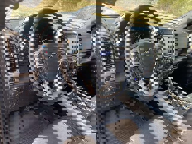 Certified 2020 Ford F150 Lariat w/ Equipment Group 502A Luxury image 24