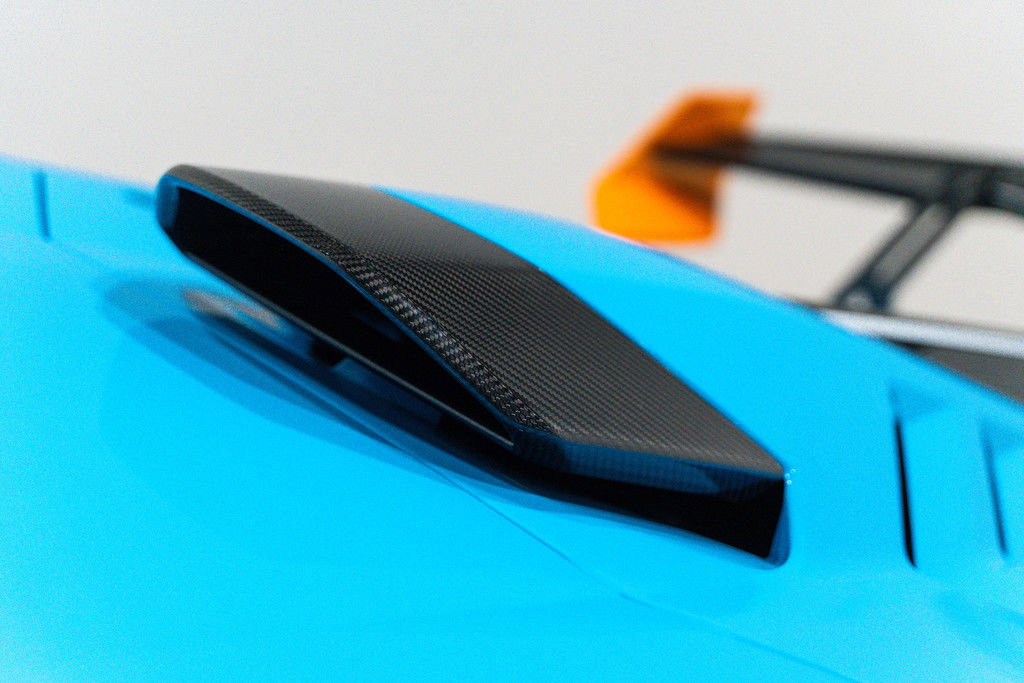 Used 2021 Lamborghini Huracan STO image 93