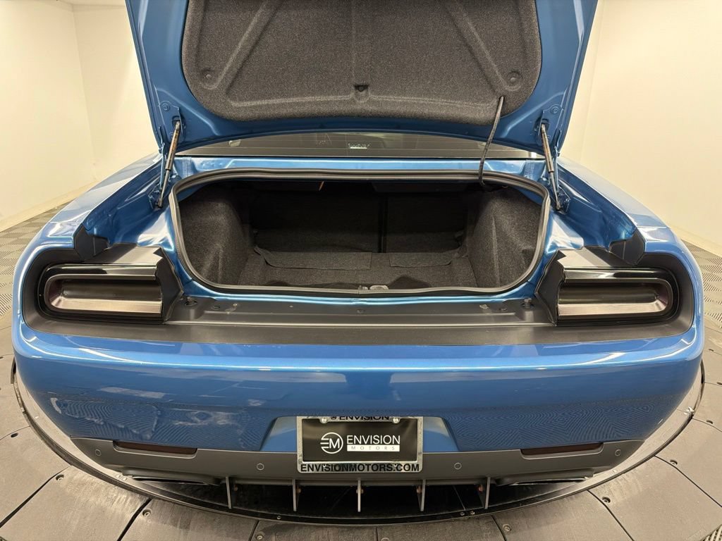 Used 2022 Dodge Challenger R/T Scat Pack RWD image 15
