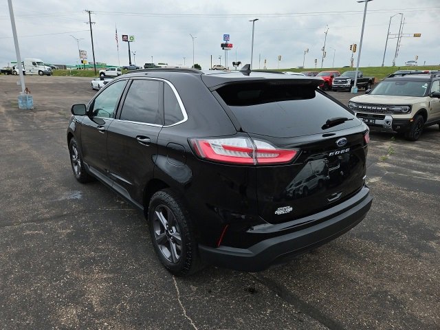 Certified 2022 Ford Edge SEL w/ Sport Appearance Package image 5