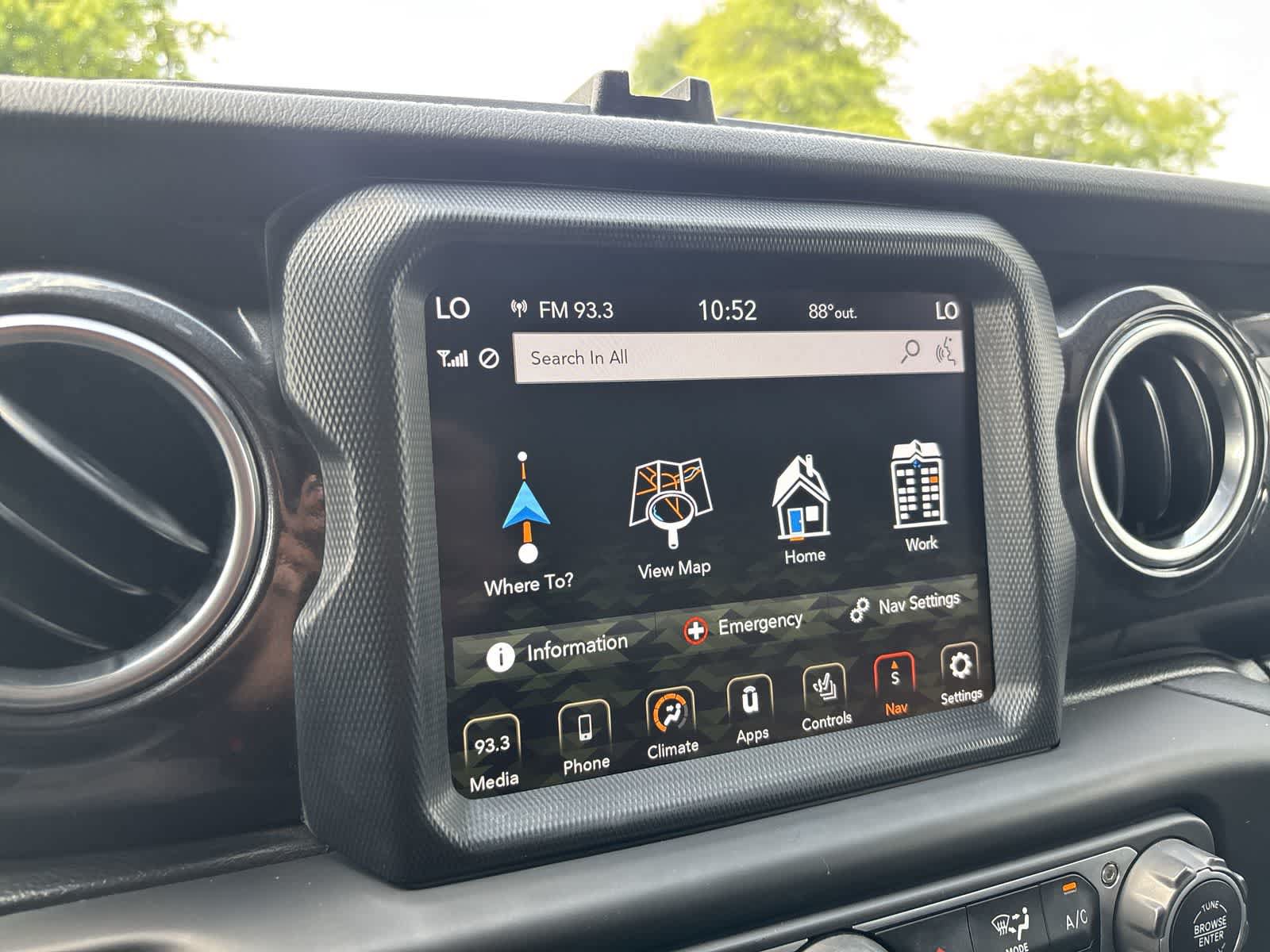 Certified 2021 Jeep Wrangler Unlimited Sahara AWD/4WD image 21