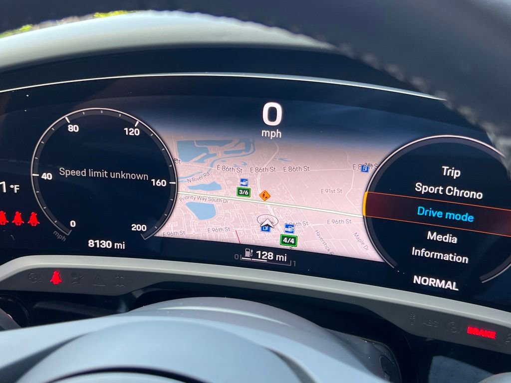 Used 2022 Porsche Taycan GTS image 21