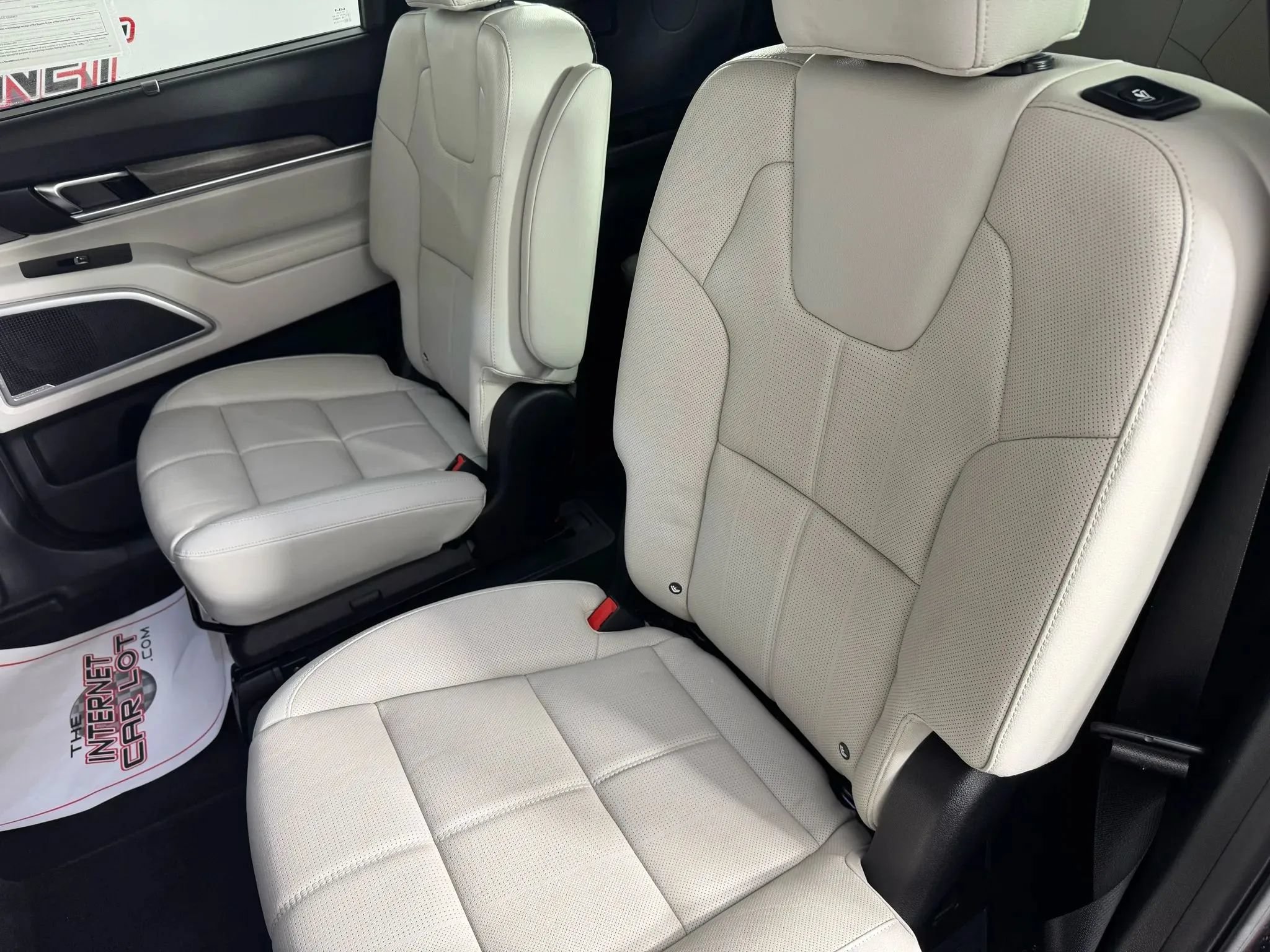 Used 2022 Kia Telluride EX w/ EX Premium Package AWD/4WD image 39