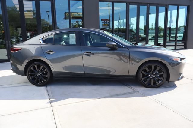 Used 2024 MAZDA MAZDA3 s FWD image 2