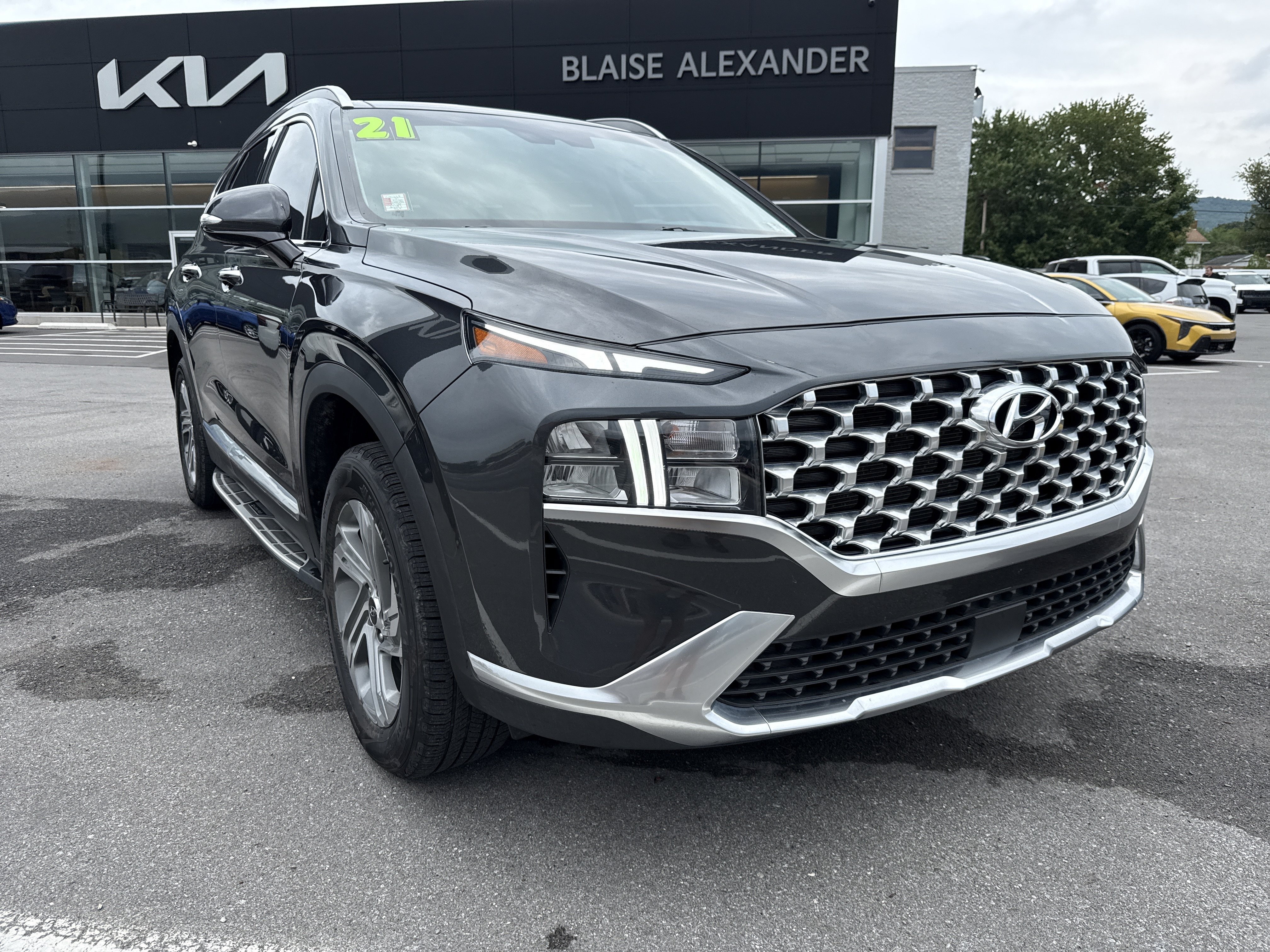 Used 2021 Hyundai Santa Fe SEL w/ Convenience + Premium Package