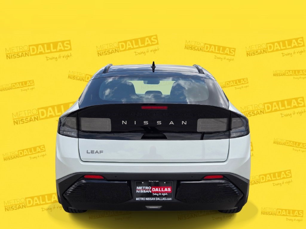 New 2026 Nissan Leaf Platinum+ w/ Cargo Package (Platinum+) FWD image 5