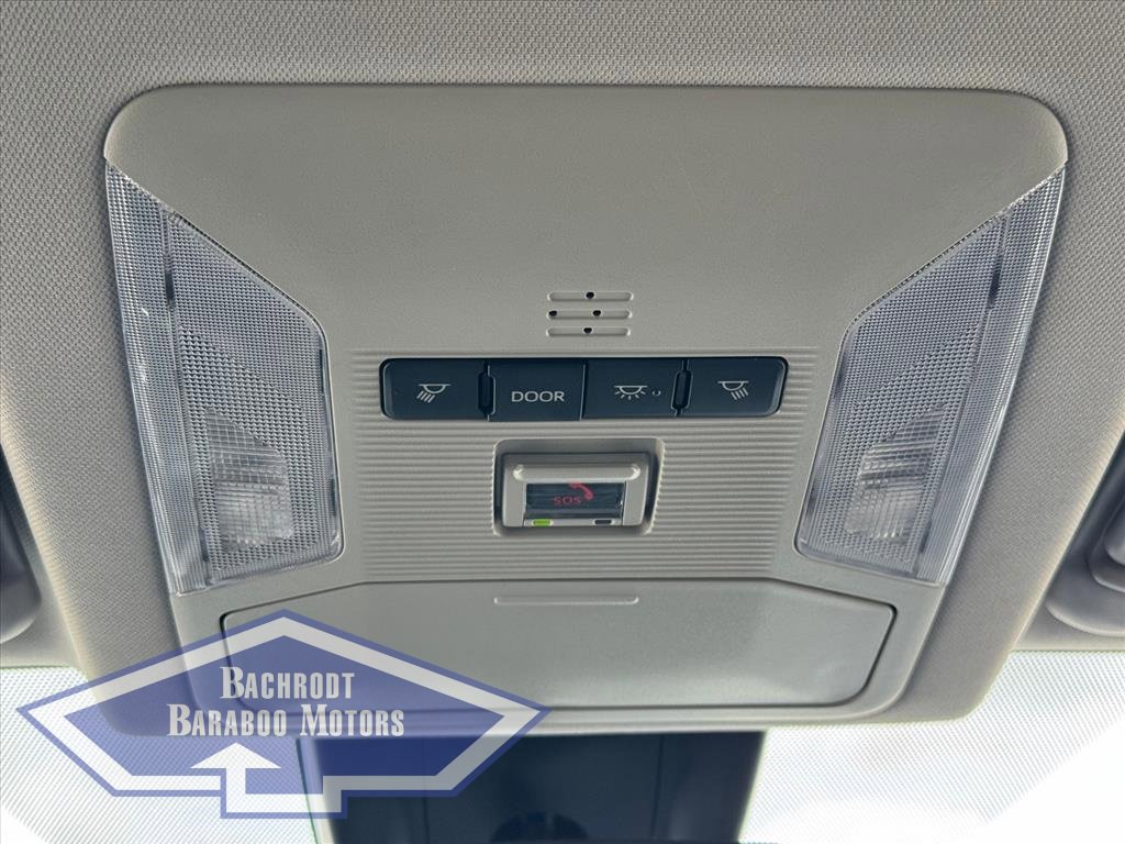 Used 2024 Toyota RAV4 Adventure image 21