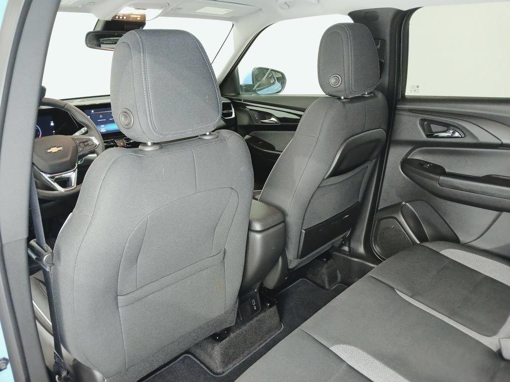 Used 2024 Chevrolet TrailBlazer LT w/ Convenience Package FWD image 14