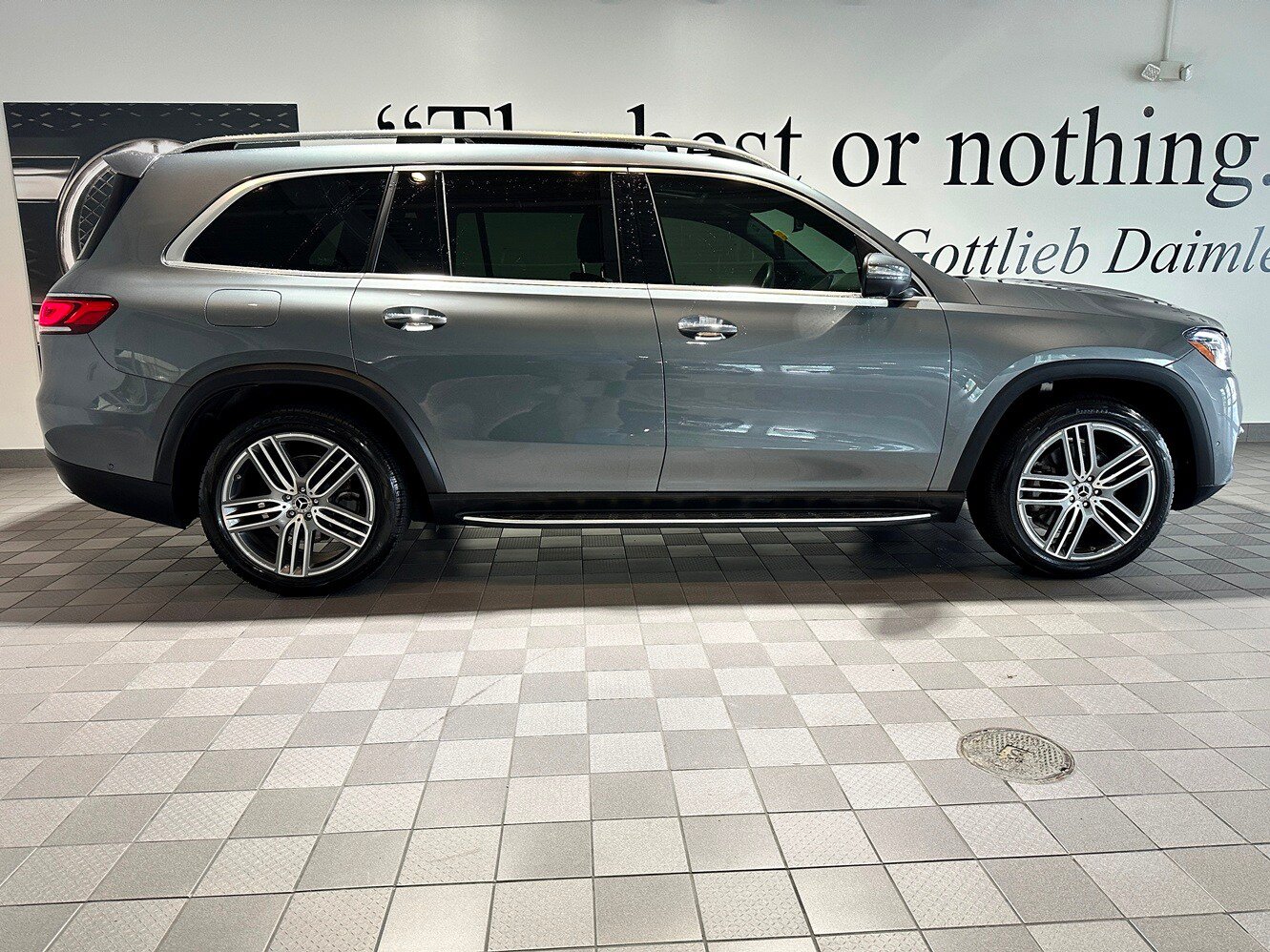 Certified 2023 Mercedes-Benz GLS 450 4MATIC image 3