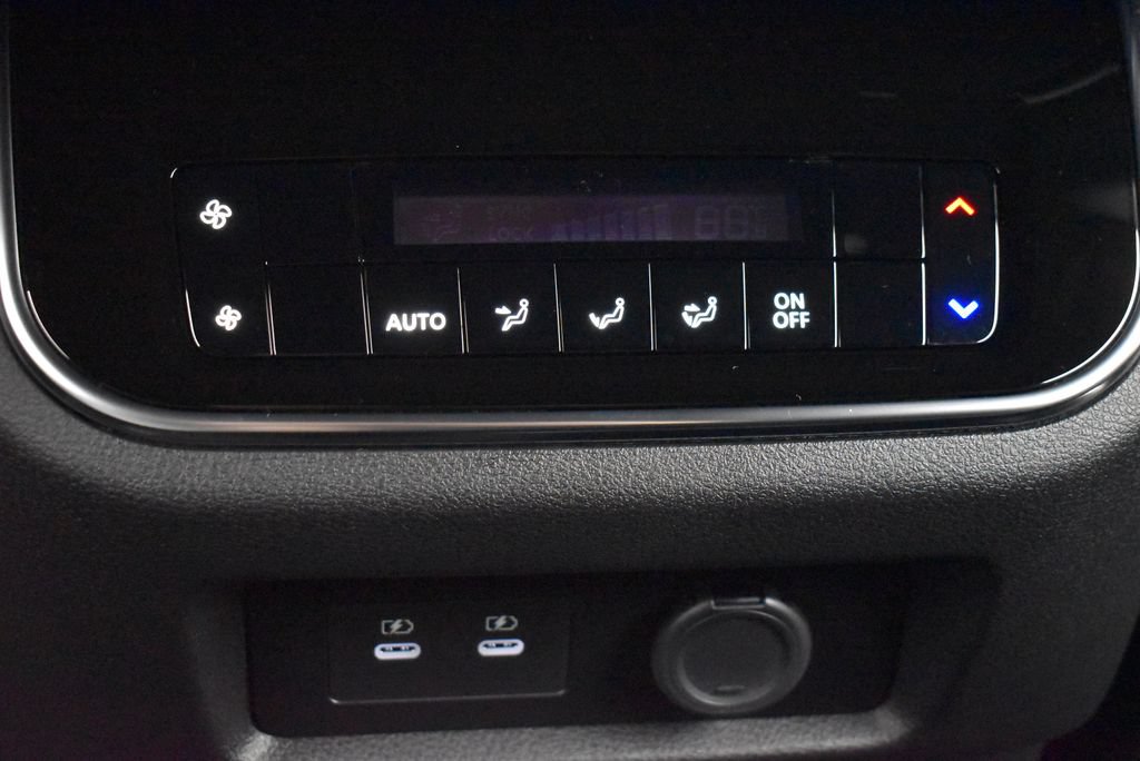 New 2026 Nissan Armada SL w/ Captain's Chari Seat Package AWD/4WD image 35