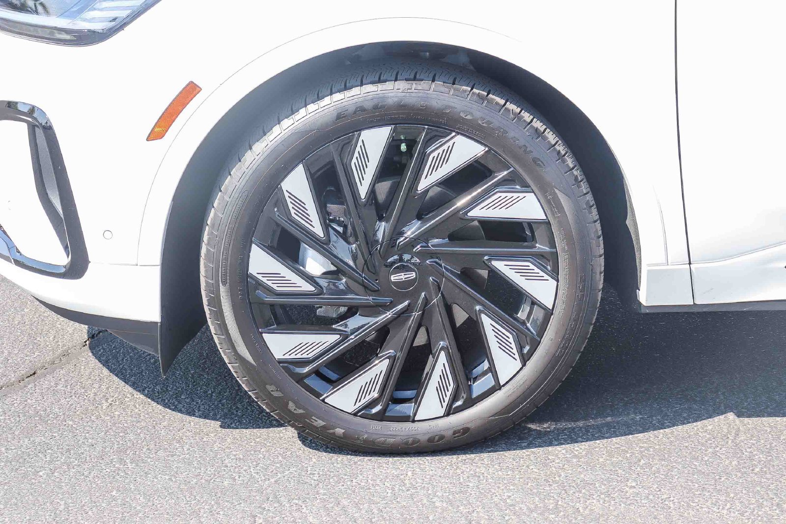 Used 2024 Lincoln Nautilus Black Label w/ Jet Appearance Package (87T) AWD/4WD image 10