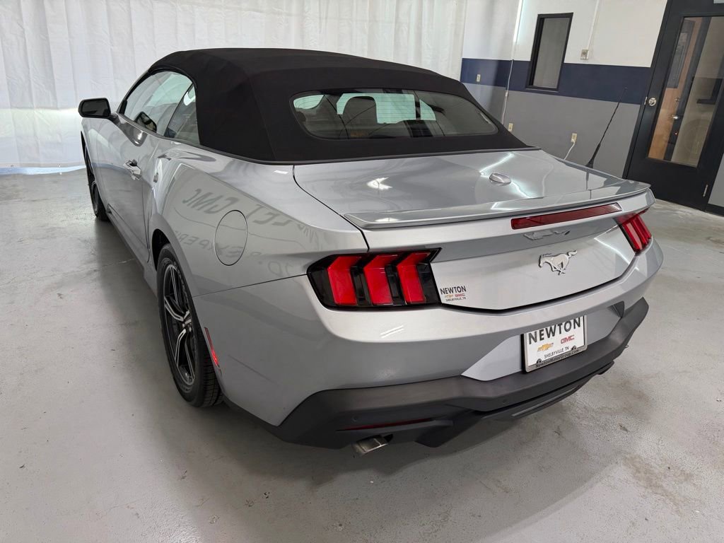 Used 2024 Ford Mustang Premium RWD image 32
