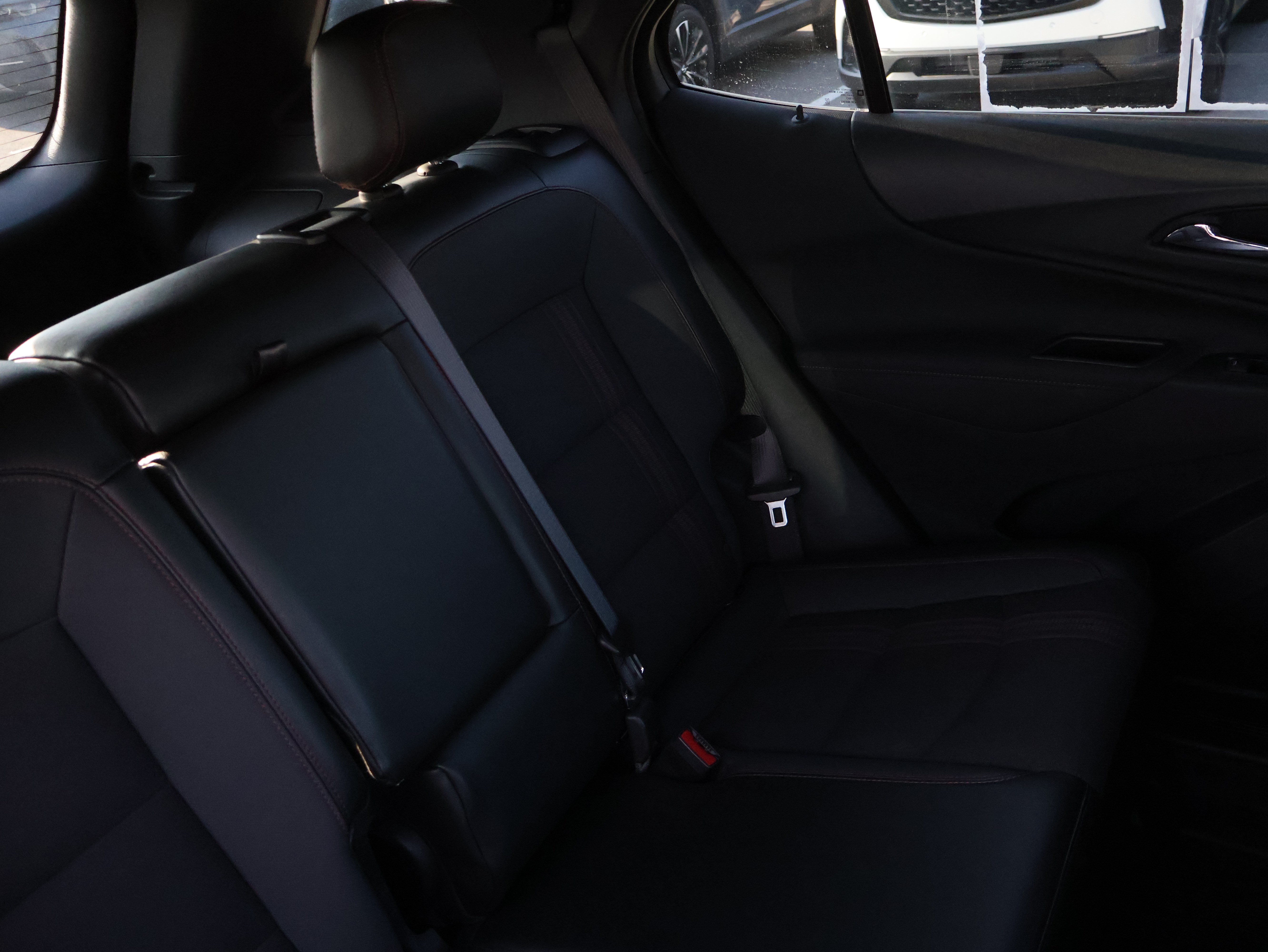 Used 2023 Chevrolet Equinox RS w/ LPO, Floor Liner Package AWD/4WD image 13