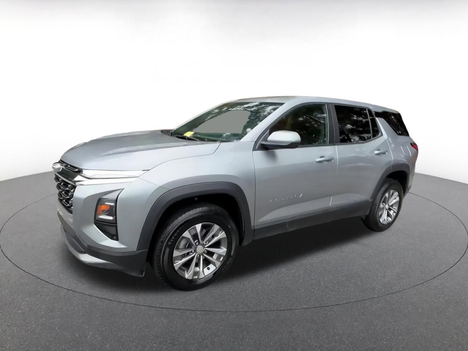 Used 2025 Chevrolet Equinox LT image 8