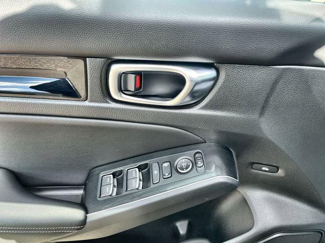 Used 2022 Honda Civic Touring image 17