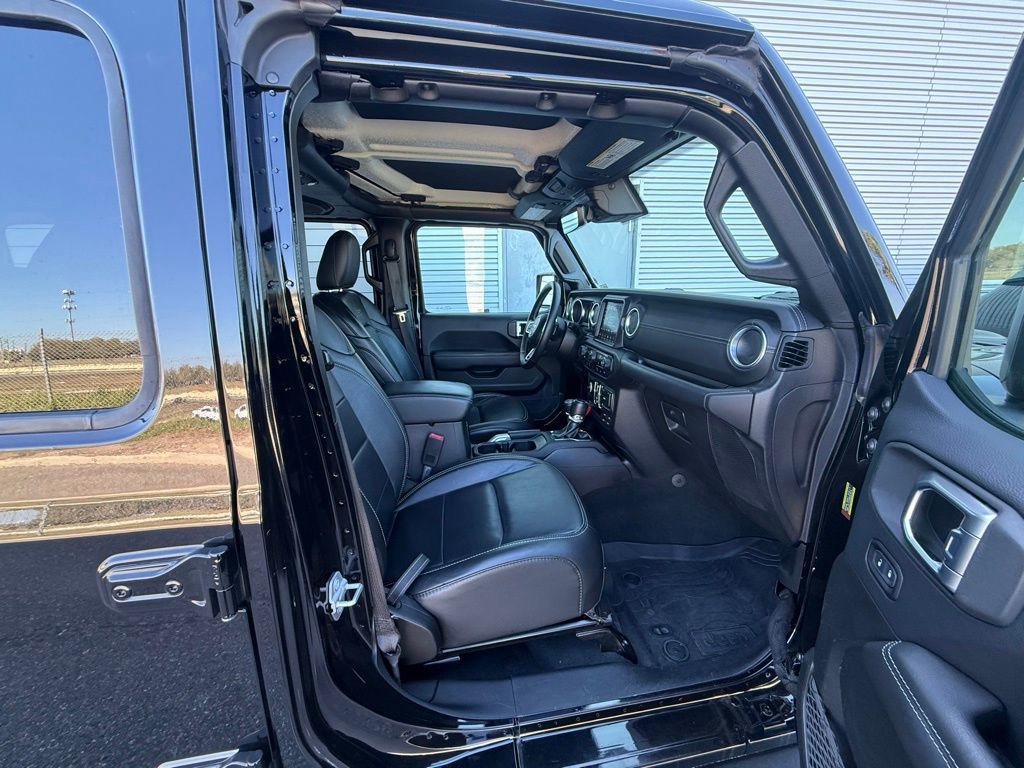 Used 2019 Jeep Wrangler Unlimited Sahara w/ Quick Order Package 24M Moab AWD/4WD image 50