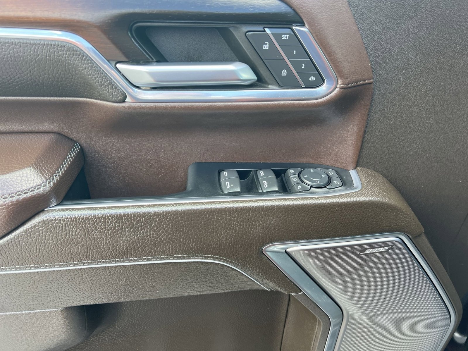 Used 2024 GMC Sierra 2500 Denali w/ Denali Reserve Package image 15