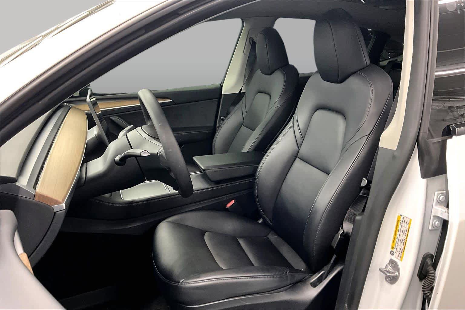 Used 2023 Tesla Model Y Performance AWD/4WD image 7