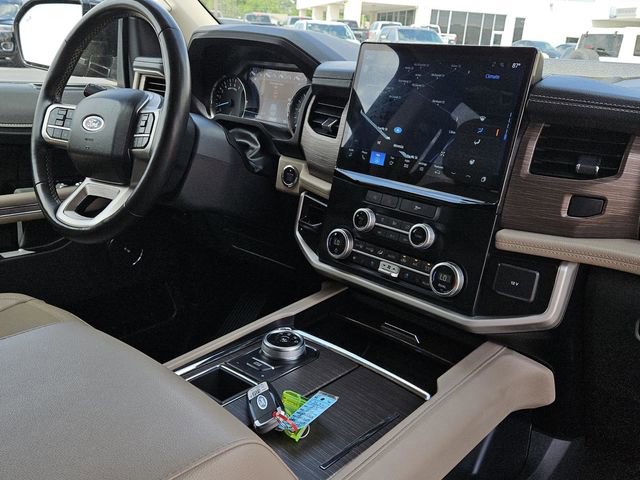 Used 2024 Ford Expedition Max Limited RWD image 40