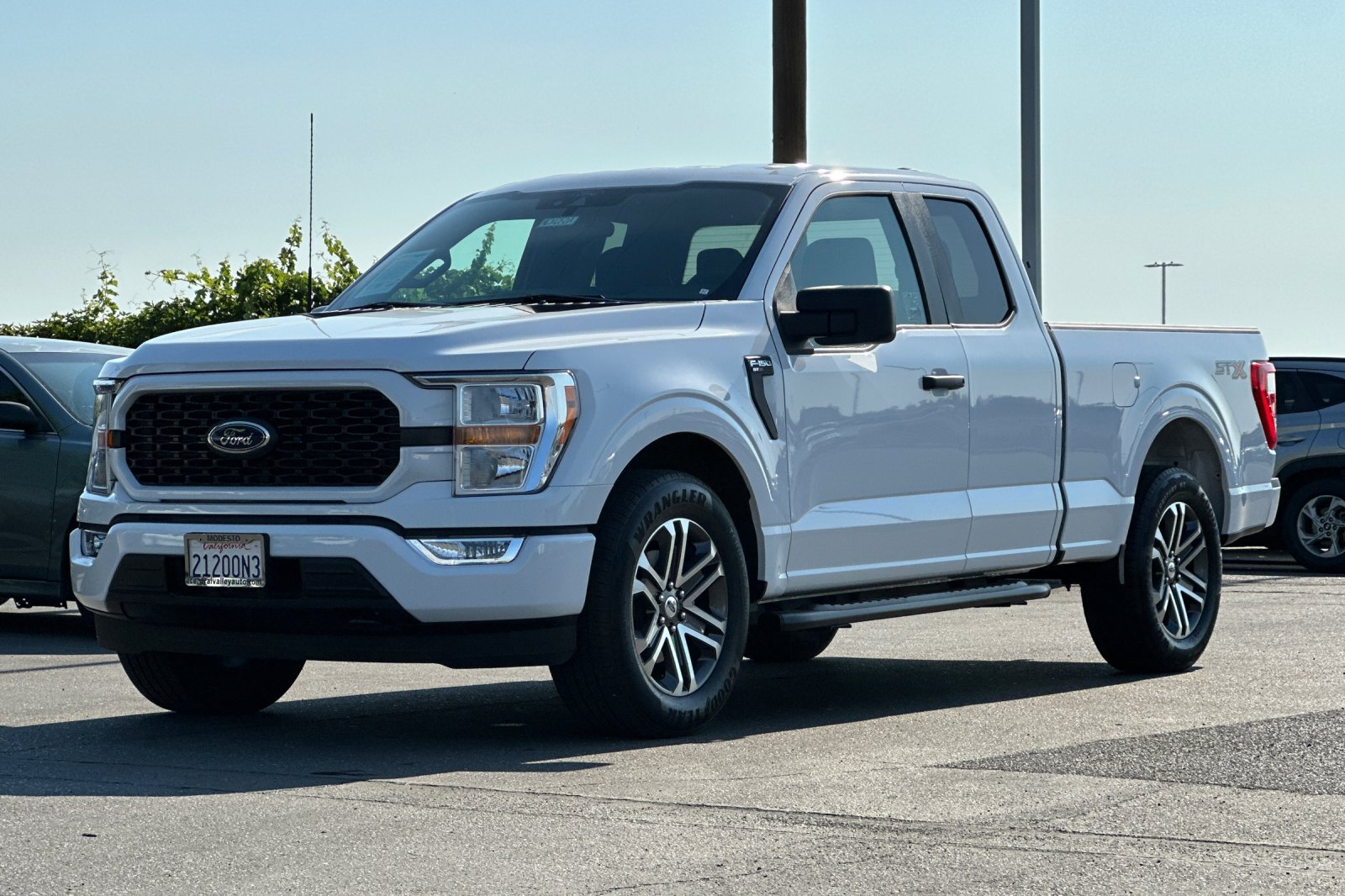 Used 2022 Ford F150 XL w/ STX Appearance Package RWD image 8