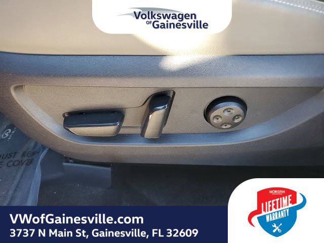 Used 2023 INFINITI QX50 Sensory image 18