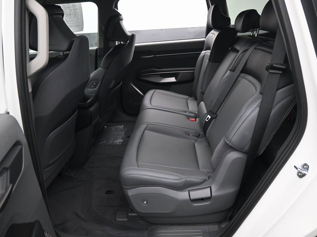 Used 2024 Kia EV9 Light image 32