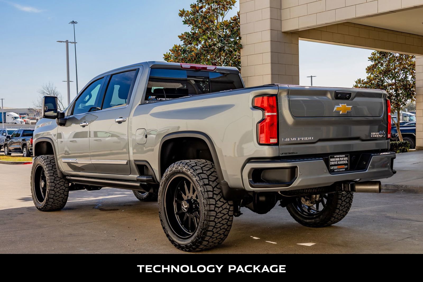 Used 2025 Chevrolet Silverado 2500 High Country w/ High Country Premium Package image 7