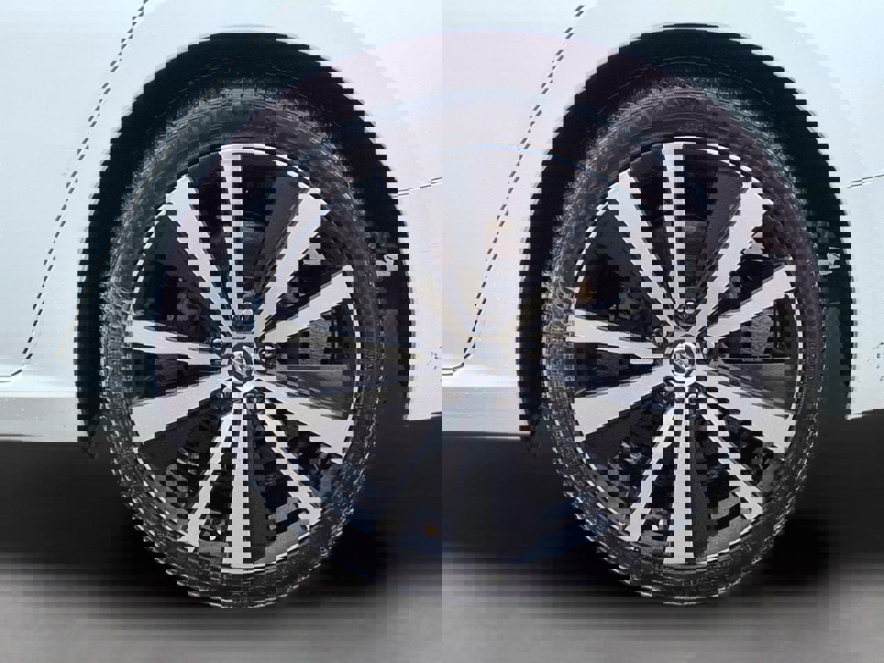 Used 2019 Nissan Altima 2.5 SR image 3